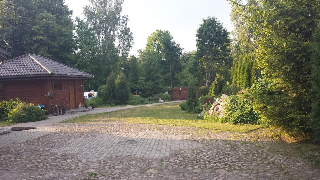 Kwiatowa Zagroda Białowieża 外观 照片